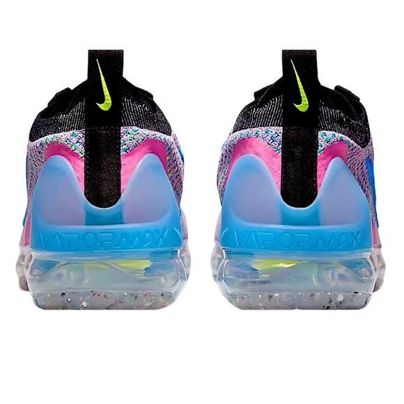 NEW Nike Vapormax flyknit sneakers - Picture 5 of 11